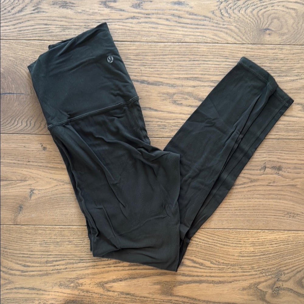 Lululemon green high rise align Leggings size 8